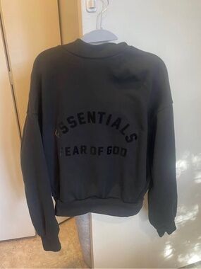 Essentials Fear of God Black Hoodie Sweatshirt XXS | embossed Tonal Logo